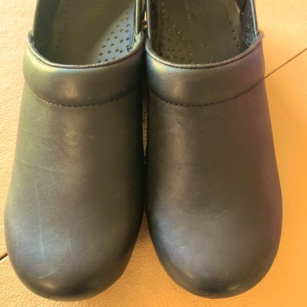 Sanita clogs size 38